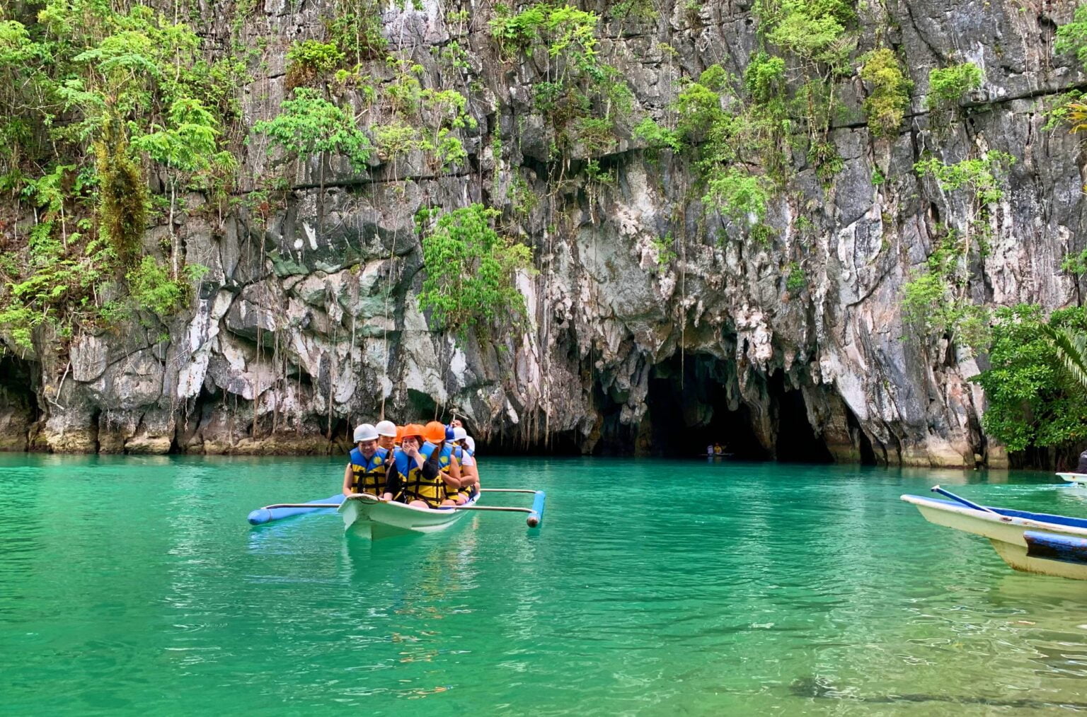 Plan Your Next Vacation to Travel Palawan Island - Philippines